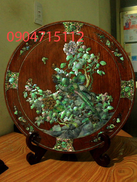 Đĩa gỗ khảm trai, ốc