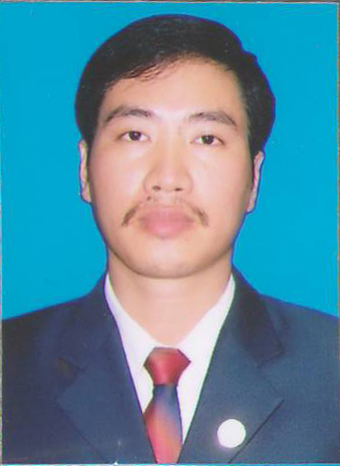 Nghệ nhân khảm trai